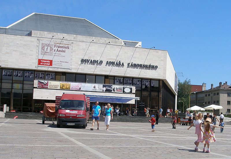 Divadlo J. Záborského